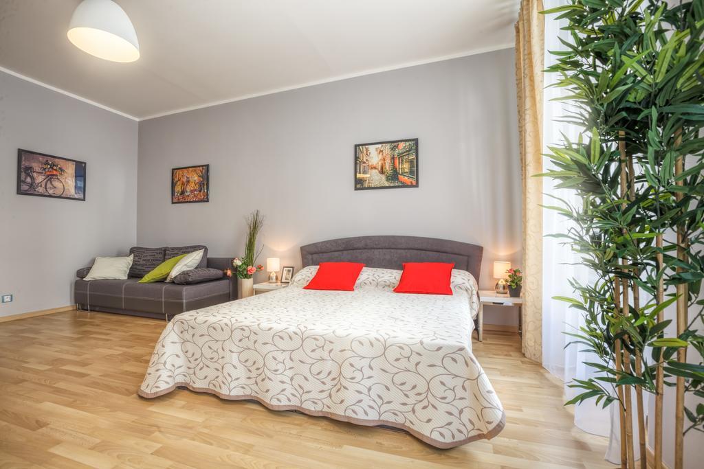 Modern Senovazne Namesti 11