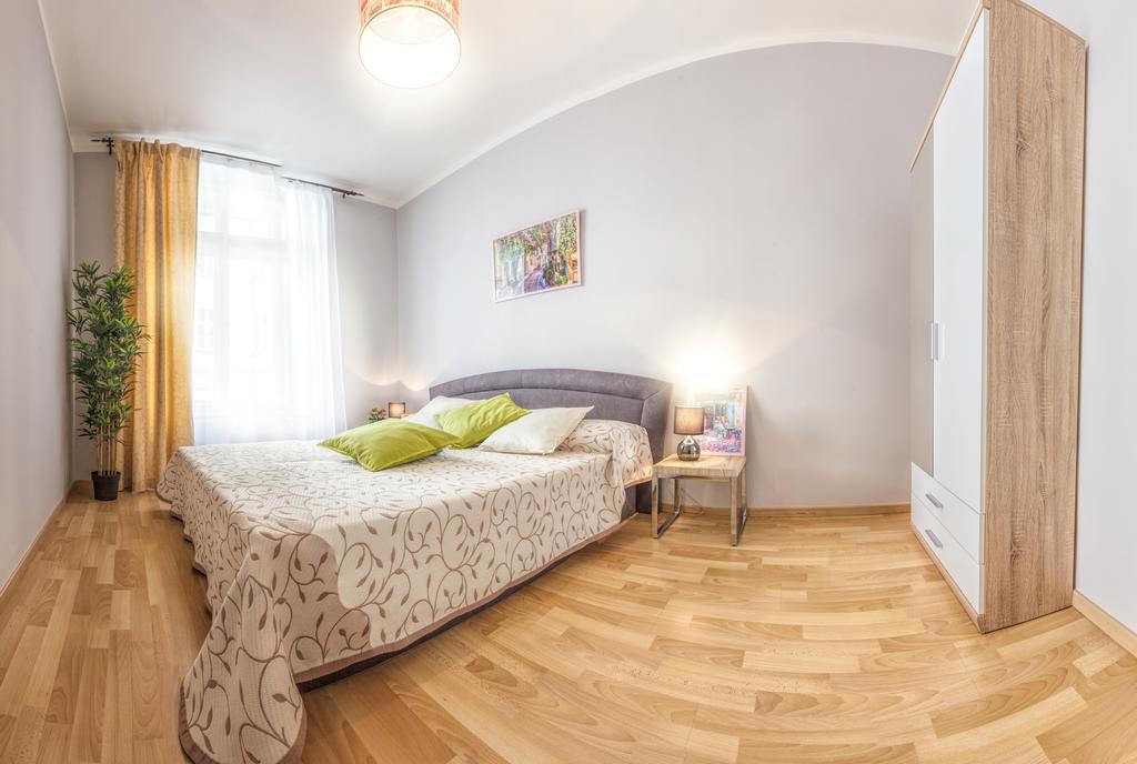 Modern Senovazne Namesti 11